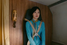 Tiếp viên hàng không 'chuyến bay sinh tử' gây sốt mạng xã hội