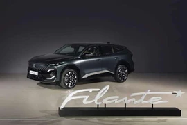 Chi tiết Renault Filante 2026 hybrid đến từ Pháp có gì "đấu" xe Hàn?