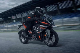 KTM ra mắt sportbike phân khối nhỏ RC 160, "đấu" Yamaha R15