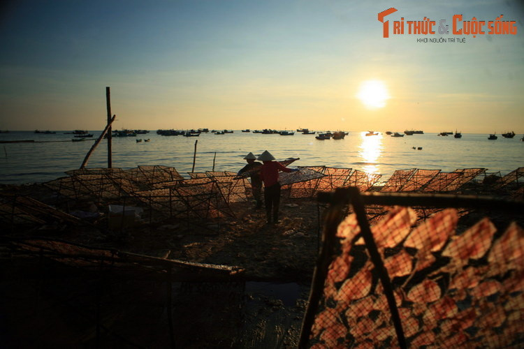 Ngat ngay ngam hoang hon tren khap dao ngoc Phu Quoc