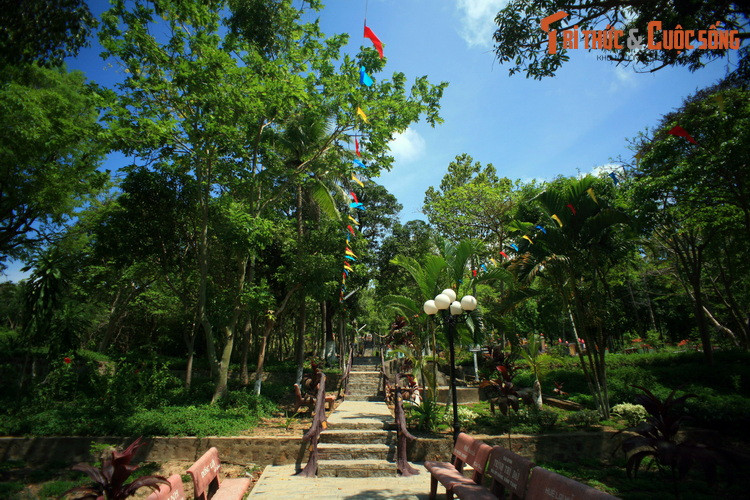 Tham ba dia danh thang nuc tieng troi Nam o Ha Tien-Hinh-9