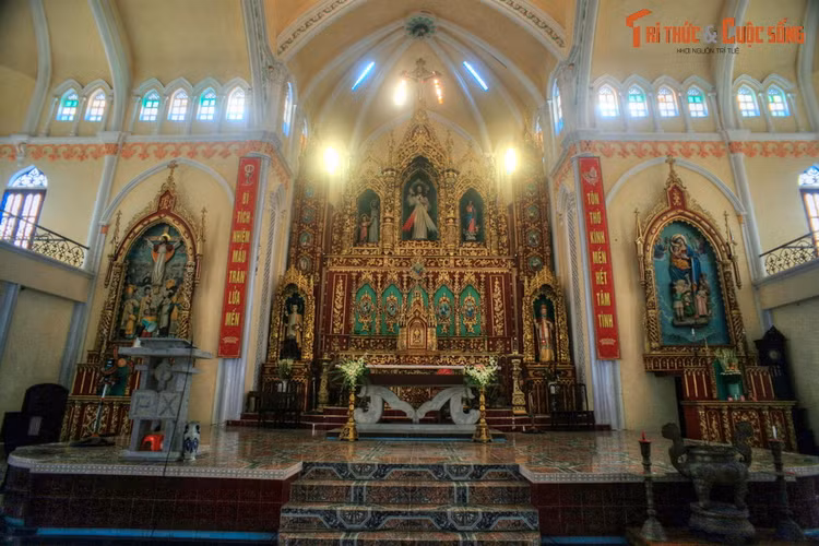 Sung so truoc ve long lay cua den thanh Phuong Chinh o Nam Dinh-Hinh-7