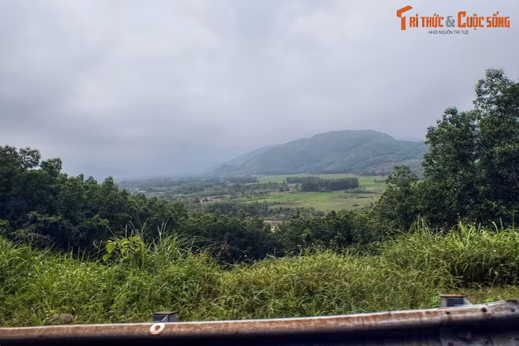 Lang nguoi truoc bi mat lich su cua deo Phuoc Tuong o Hue-Hinh-9