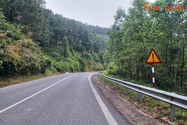 Lang nguoi truoc bi mat lich su cua deo Phuoc Tuong o Hue-Hinh-7