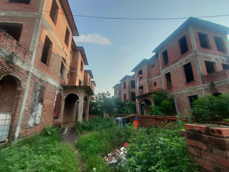 Doanh nghiệp bất ngờ đổ vốn vào KĐT Nam An Khánh bỏ hoang Doanh nghiep bat ngo do von vao KDT Nam An Khanh bo hoang