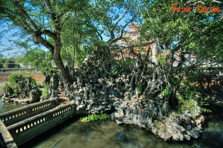 Da mat voi tuyet pham hon non bo trong Hoang thanh Hue-Hinh-4