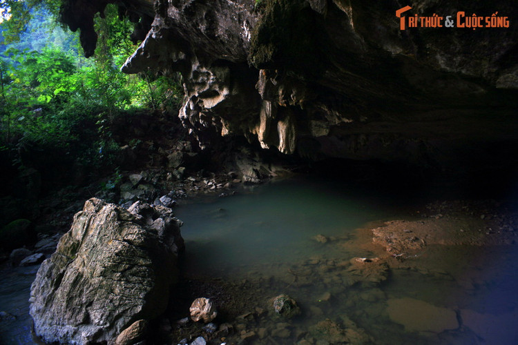 Kham pha con duong xuyen hang dong tu nhien co 1-0-2 Viet Nam-Hinh-10