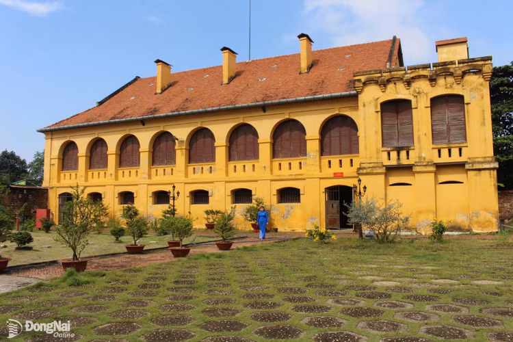 Kham pha hai di tich lich su sap “len doi” o Bien Hoa