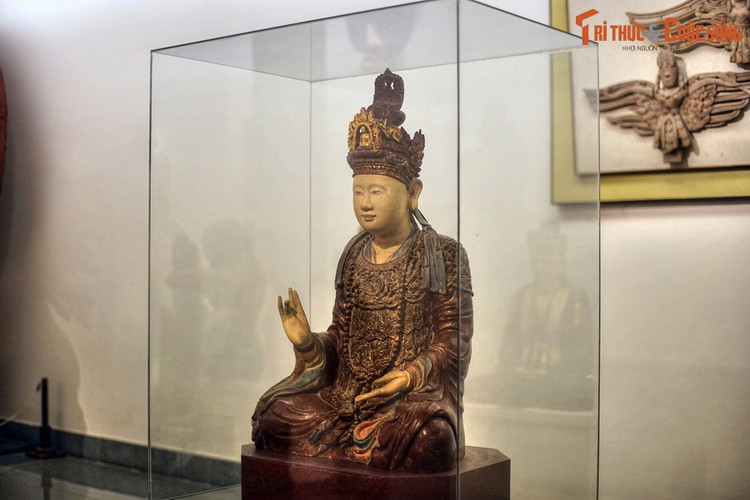 Dung nhan đẹp như tiên như Phật của vị hoàng hậu nhà Lê - Hình 2 Dung nhan dep nhu tien nhu Phat cua vi hoang hau nha Le-Hinh-2