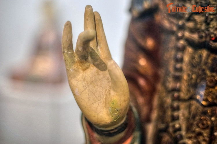 Dung nhan đẹp như tiên như Phật của vị hoàng hậu nhà Lê - Hình 4 Dung nhan dep nhu tien nhu Phat cua vi hoang hau nha Le-Hinh-4