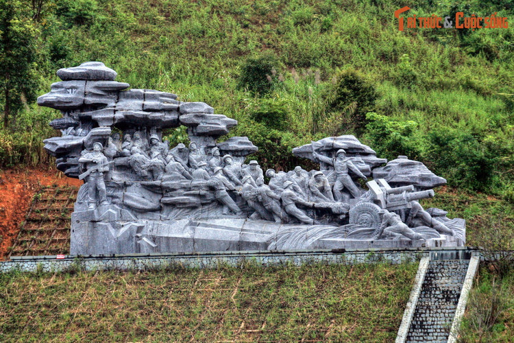 10 su that kho tin ve tran Dien Bien Phu chan dong dia cau-Hinh-4