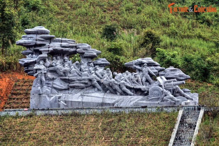 10 su that kho tin ve tran Dien Bien Phu chan dong dia cau-Hinh-4