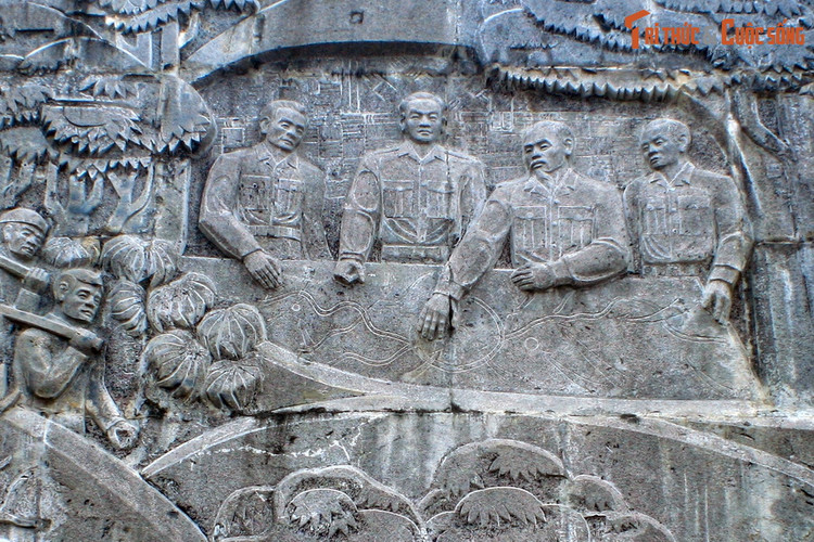 10 su that kho tin ve tran Dien Bien Phu chan dong dia cau-Hinh-8