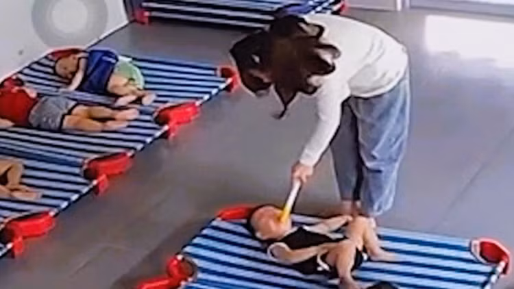 Tam giu hinh su bao mau hanh ha chau be o Quang Nam-Hinh-2