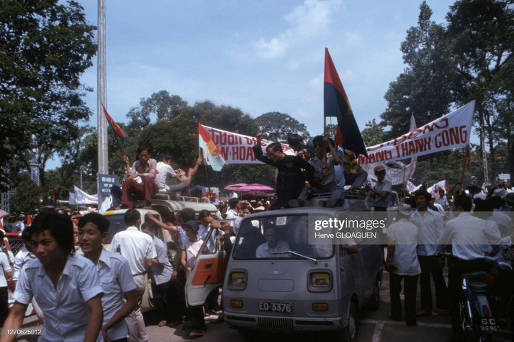 Ngay giai phong Sai Gon 30/4/1975 qua ong kinh phong vien Phap-Hinh-13