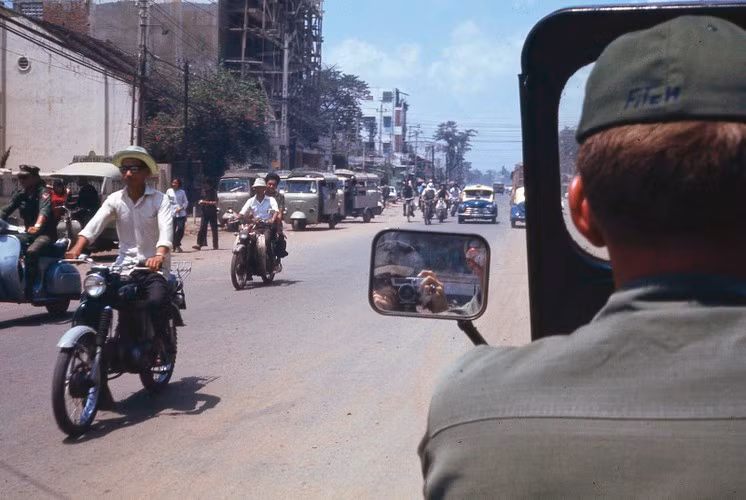 Anh cuc song dong ve Sai Gon 1971-1972 cua pho nhay My-Hinh-3