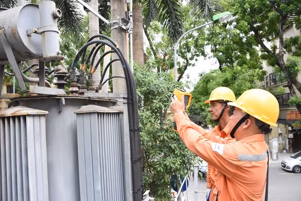 Gia dien tang 3%, chuyen gia noi gi?