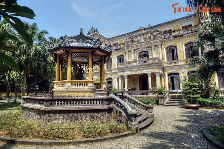 Loạt công trình kiến trúc để đời của vua Khải Định ở Huế - Hình 6 Loat cong trinh kien truc de doi cua vua Khai Dinh o Hue-Hinh-6