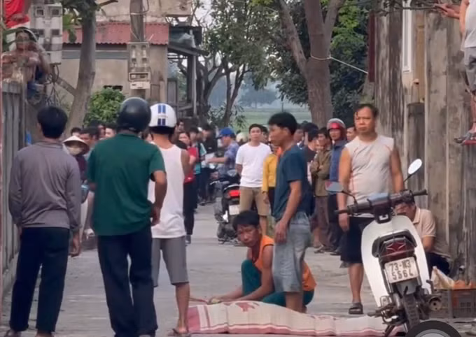 Quang Binh: Trau dien tan cong lam 3 nguoi thuong vong