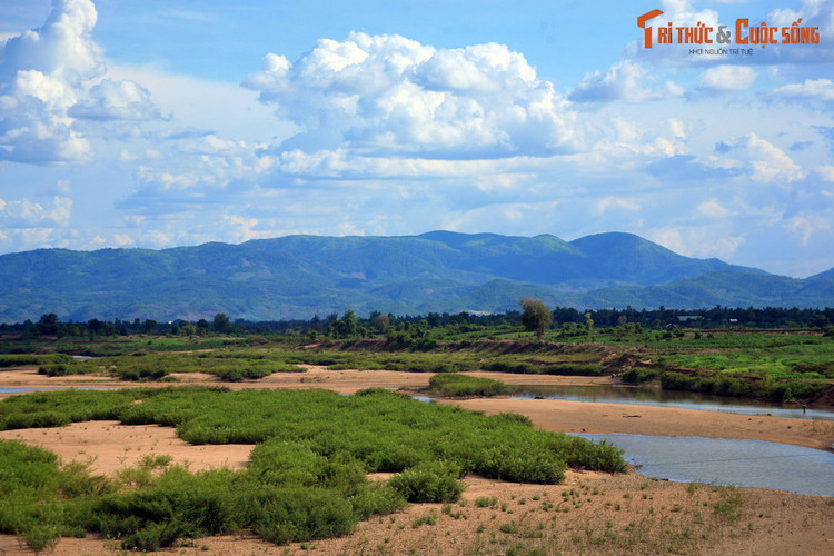 Canh sac “thien duong ha gioi” tren dong song noi tieng Gia Lai-Hinh-6
