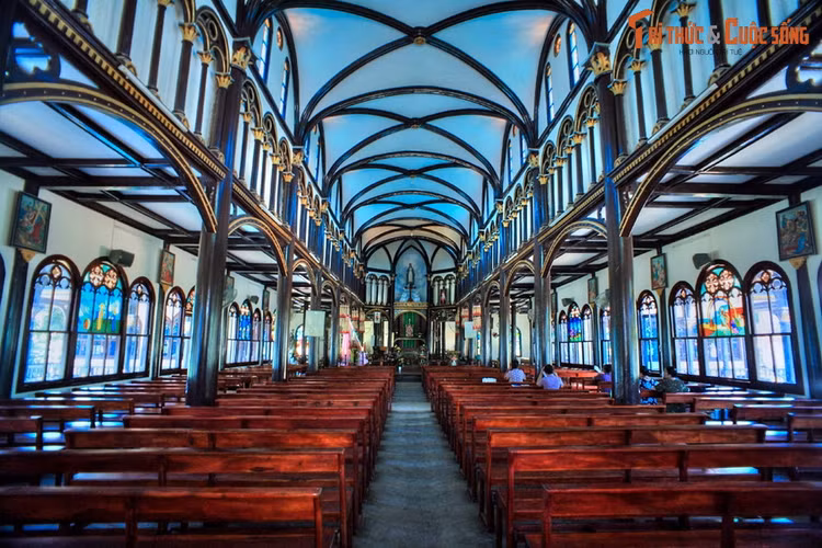 Loat kien truc go tram tuoi, noi tieng nhat Tay Nguyen-Hinh-4