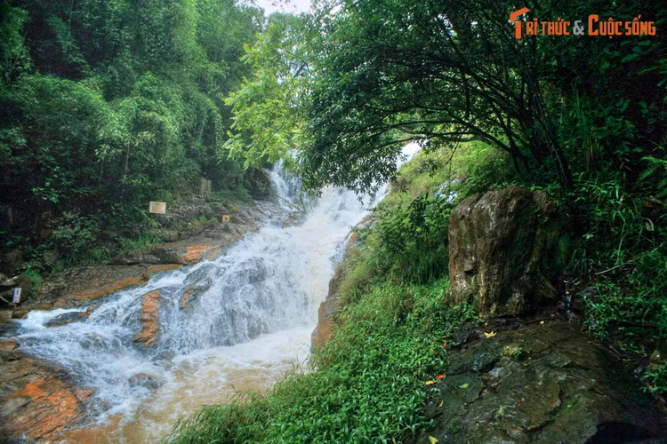 Kham pha truyen thuyet ly ky ve thac Datanla tru danh Da Lat-Hinh-4