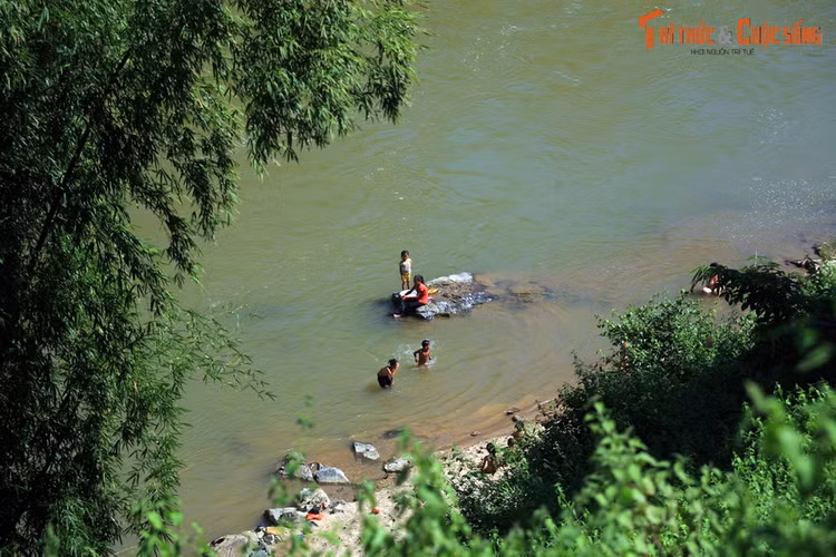 Tuyet dep cung duong hoang so, it nguoi biet chay doc song Ma-Hinh-11