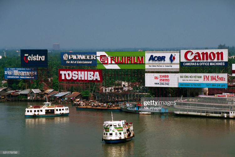 Loat anh tuyet voi ve Viet Nam nam 1995 cua Nik Wheeler-Hinh-12