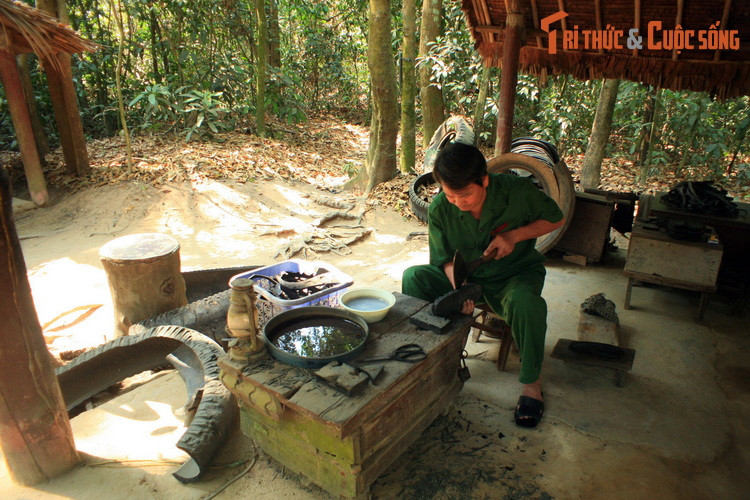 Vi sao dia dao Cu Chi khien du khach khap the gioi muon ghe tham?-Hinh-7