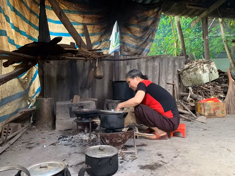 Ngoi chua cuu mang nhung manh doi bat hanh o Ha Tinh-Hinh-2