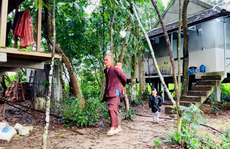 Ngoi chua cuu mang nhung manh doi bat hanh o Ha Tinh-Hinh-3