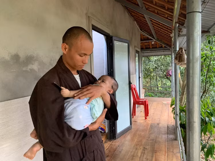 Ngoi chua cuu mang nhung manh doi bat hanh o Ha Tinh-Hinh-6