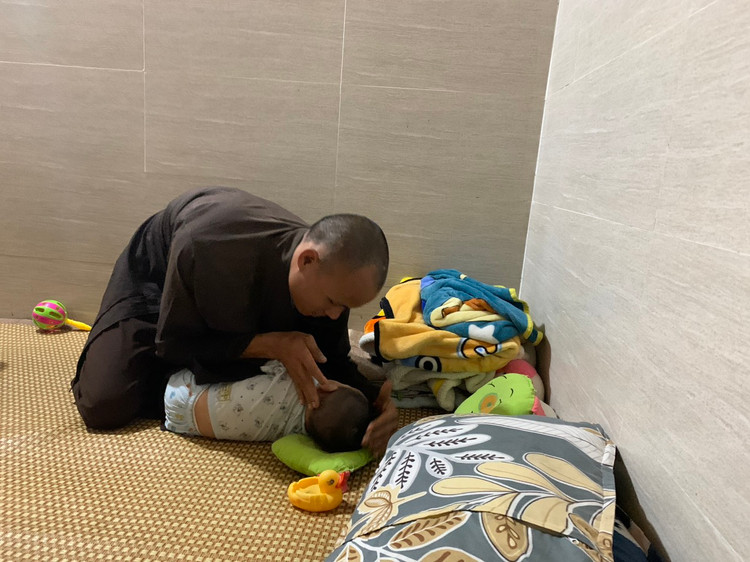 Ngoi chua cuu mang nhung manh doi bat hanh o Ha Tinh-Hinh-4