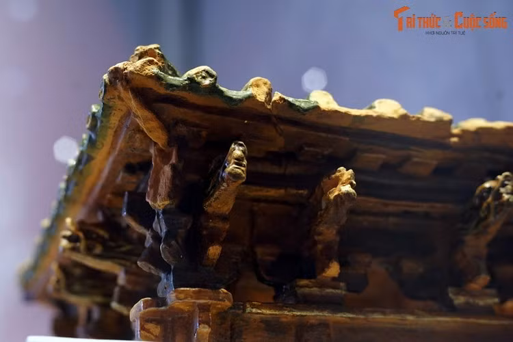 Các nhà nghiên cứu đánh giá, mô hình kiến trúc thời Lê Sơ có giá trị thông tin rất lớn trong công tác phục dựng kiến trúc cung đình Hoàng thành Thăng Long.