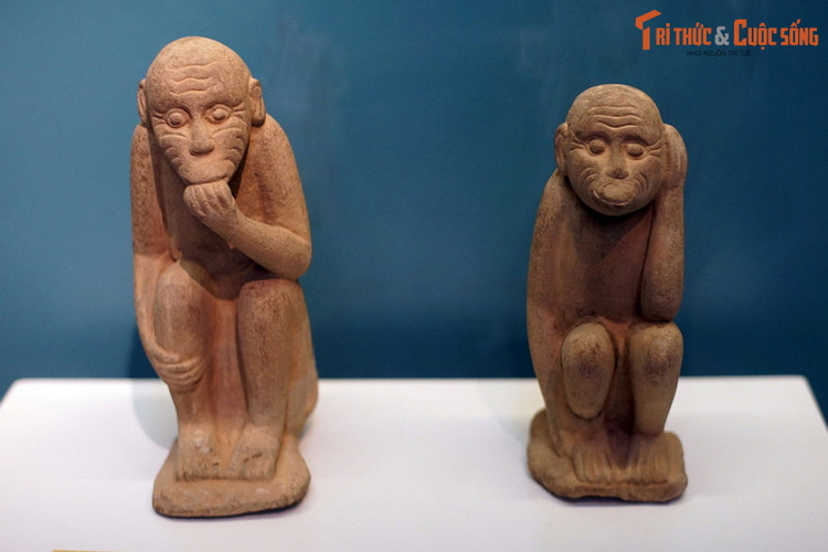 Độc đáo hình tượng động vật “Sách Đỏ” trên cổ vật Việt Nam - Hình 5 Doc dao hinh tuong dong vat “Sach Do” tren co vat Viet Nam-Hinh-5