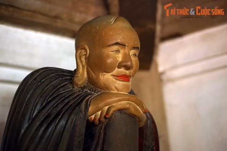 Loat bao vat tru danh trong cac ngoi chua co noi tieng Viet Nam-Hinh-7