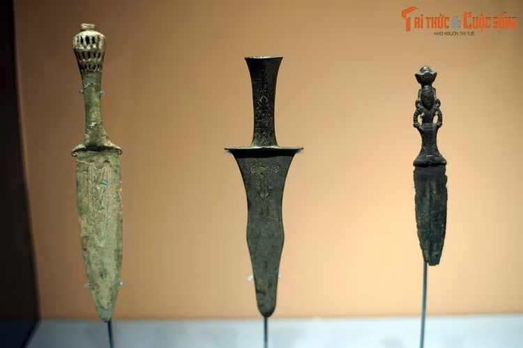 Tan muc kho bau Dong Son lan dau tien cong bo o Viet Nam-Hinh-4