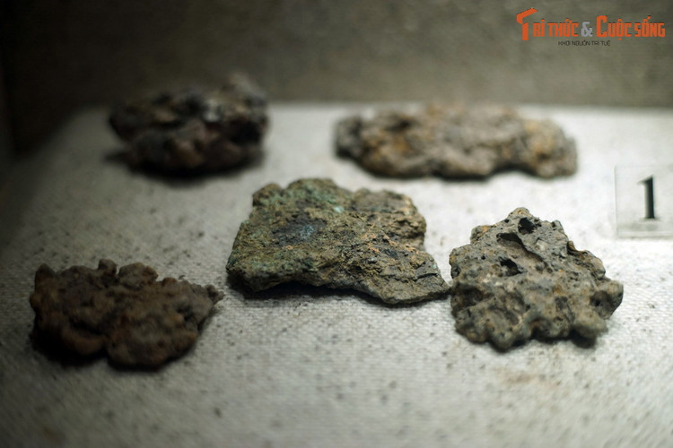 Tan muc kho bau Dong Son lan dau tien cong bo o Viet Nam-Hinh-13