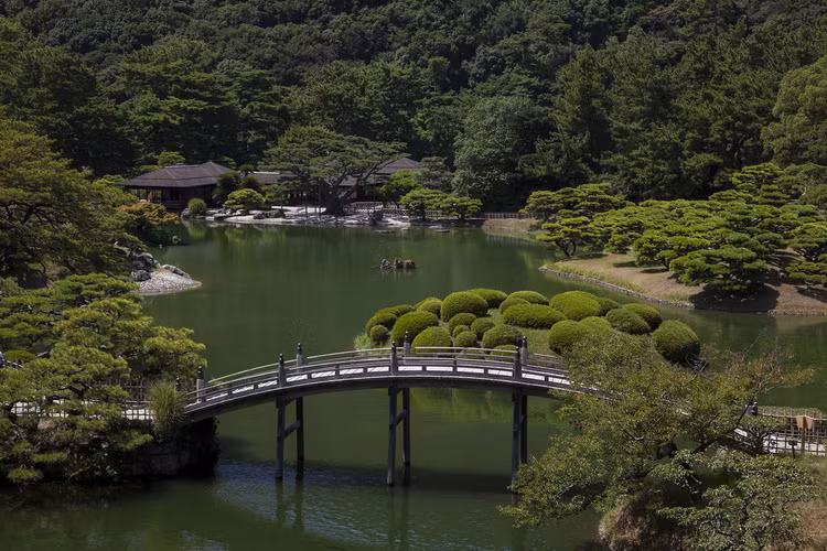 Khám phá 11 khu vườn đẹp nhất đất nước Nhật Bản - Hình 10 Kham pha 11 khu vuon dep nhat dat nuoc Nhat Ban-Hinh-10