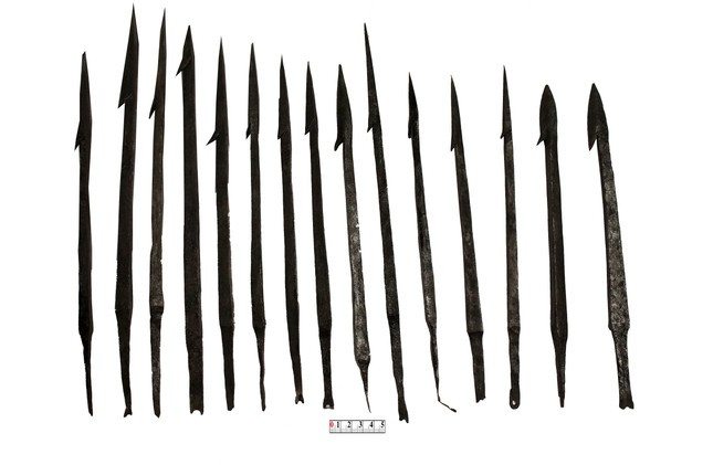 Điều bất ngờ về kho vũ khí cổ phát lộ giữa trung tâm Hà Nội - Hình 4 Dieu bat ngo ve kho vu khi co phat lo giua trung tam Ha Noi-Hinh-4