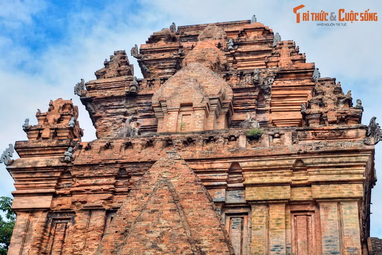 Chiem nguong toa thap Cham vua tro thanh di tich quoc gia dac biet-Hinh-9