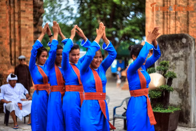 Chiem nguong toa thap Cham vua tro thanh di tich quoc gia dac biet-Hinh-15