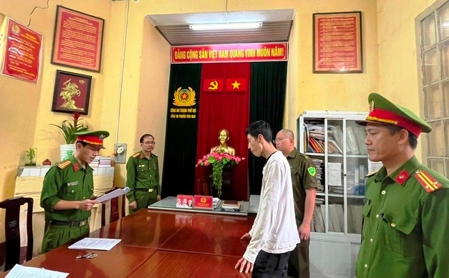 TP Hue: Bat doi tuong trom xe may cua nguoi nha benh nhan