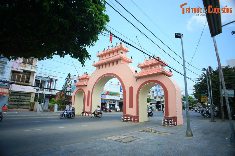 Nhung canh cong tam quan doc dao, noi tieng nhat Viet Nam