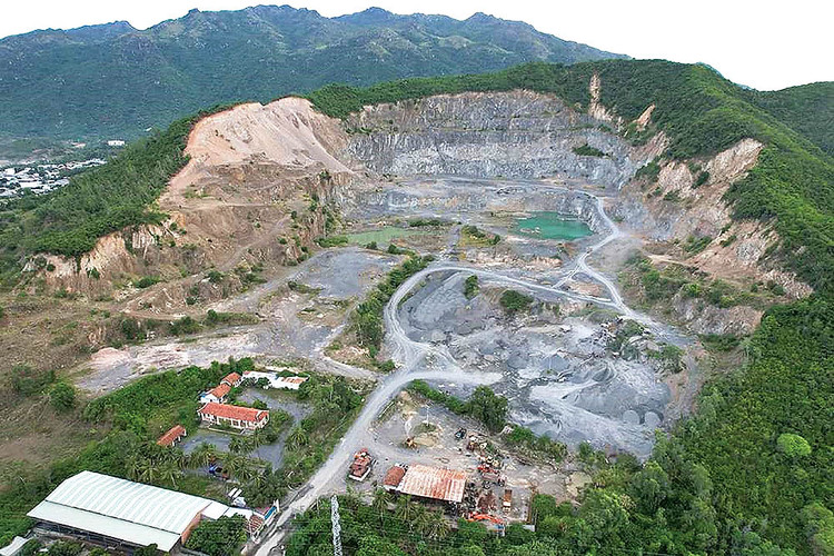 Lam Dong: Sap dau gia 36 mo khoang san, khoi diem 306 ty dong