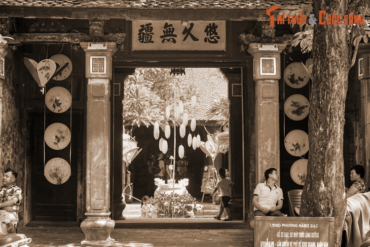 Pho doi tien nuc tieng Ha Noi xua bay gio ra sao?-Hinh-9