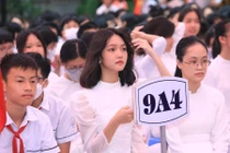 Thi vào lớp 10 Hà Nội: hông được mang Atlat, bảng tuần hoàn