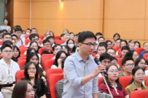 Hành trình lội ngược dòng của thủ khoa Bác sĩ nội trú