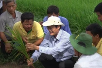 Nhà khoa học được nông dân trìu mến gọi tên 'Thầy Vệ'