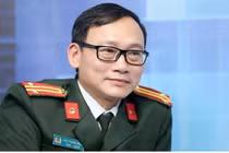 Chuyên gia bóc chiêu “bắt cóc online” học sinh